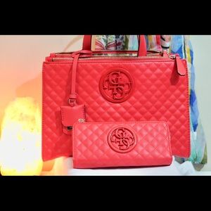 Guess purse